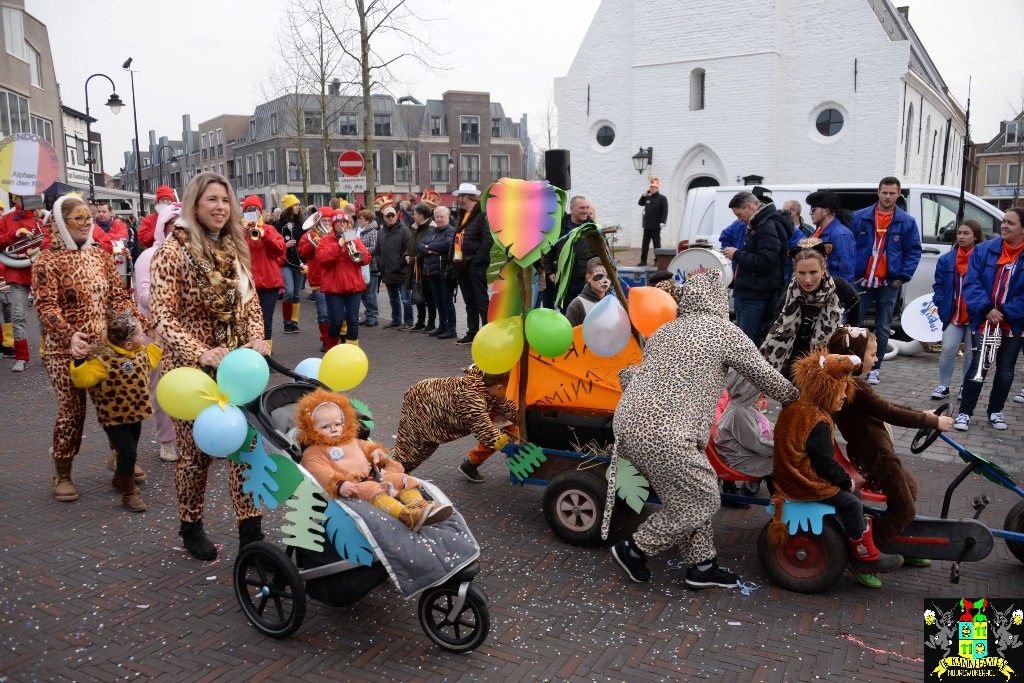 ../Images/Kinderoptocht 2019 088.jpg